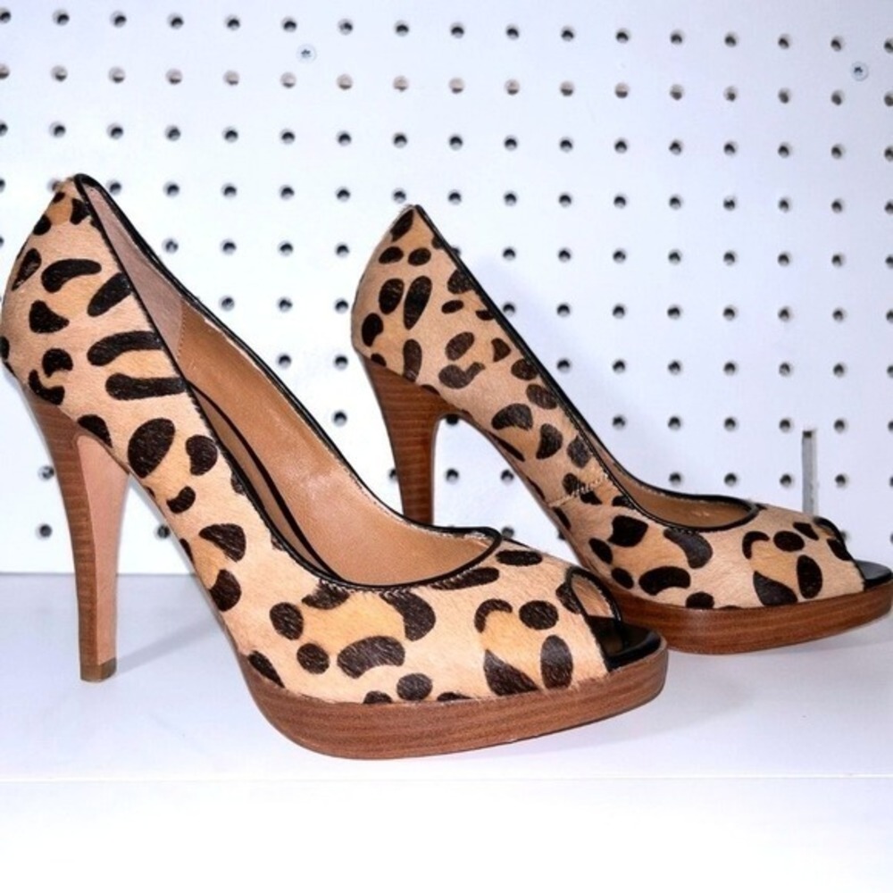 Steve Madden LALCI Leopard Hair Calf Leather Peep Toe Platform Heels Size 6 2009